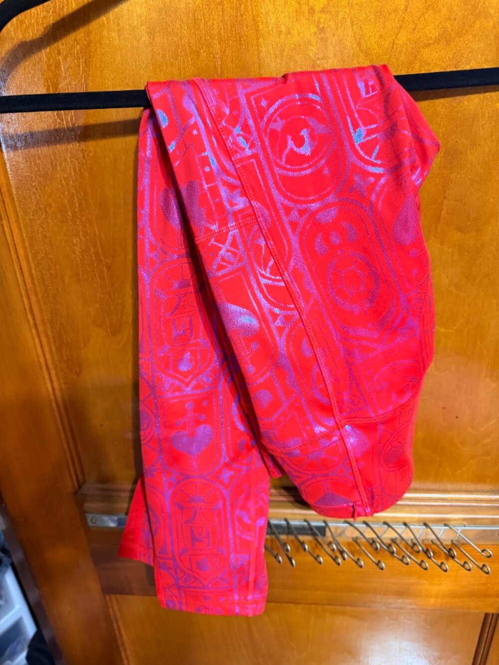 Snow White Leggings - Crowned Athletics -Small - Picture 3 of 5